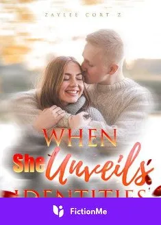 Book cover of “When She Unveils Identities“ by Zaylee CortéZ